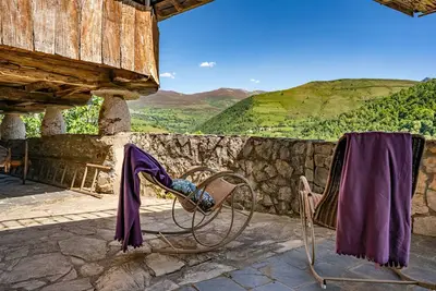Image de Maison de vacances 'Lago Gabriel' avec vue sur les montagnes, terrasse privée et Wi-Fi