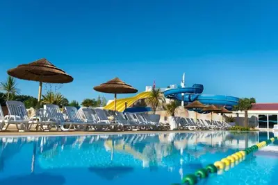 Image de Camping 4 étoiles - Parc aquatique - ccaegbi