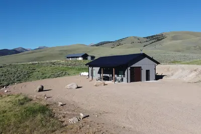 Image de Cozy 2 bedroom cabin with loft in Polaris sleeps 6