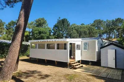 Image de Camping 4 étoiles - Piscine  - ccafgbh