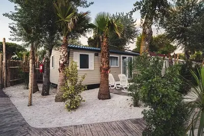 Image de Camping 4 étoiles - Parc aquatique - ccaffga