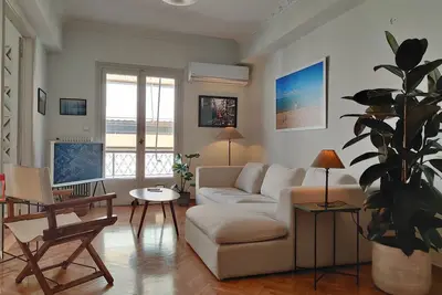 Image de Stylish 1br Apt with Retro Kitchen & View Balcony