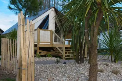 Image de ZEcamping familial espace aquatique dog friendly locatif 21m2 5 pers