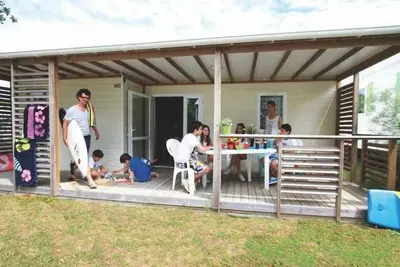 Image de ZEcamping animé parc aquatique chiens acceptés locatif Tv 31m2 7 pers