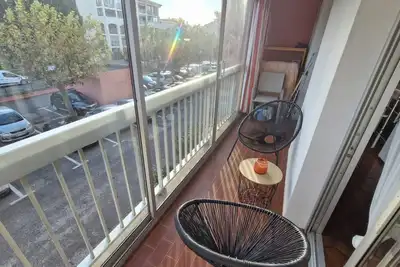 Image de Studio avec climatisation proche plage et commerces résidence avec parking libre