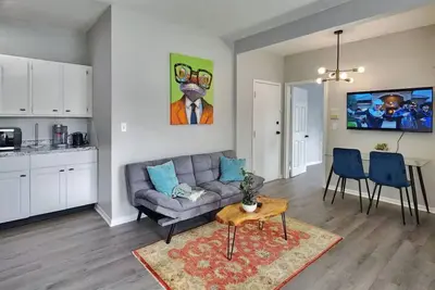 Image de Charming 2br Apartment Near Downtown Springfield