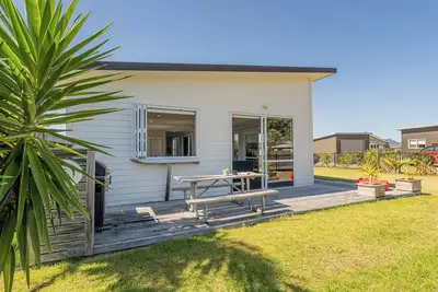 Image de Coastal Calm - Matarangi Holiday Home