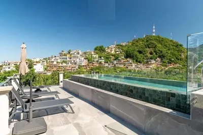 Image de Stylish Condo in Zona Romántica