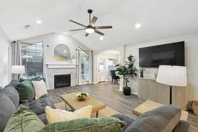 Image de Charming Flower Mound Escape near Dfw Airport and Legoland