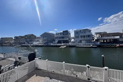 Image de Waterfront Family Retreat with Dock, Kayaks & Beach Passes!