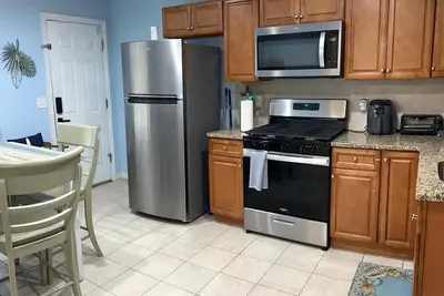 Image de An Affordable Beach Block 3-bedroom, 1-Bath