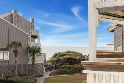 Image de On Beach Time 2--Gulf views, Screened Porch, Community Pools, many extras!