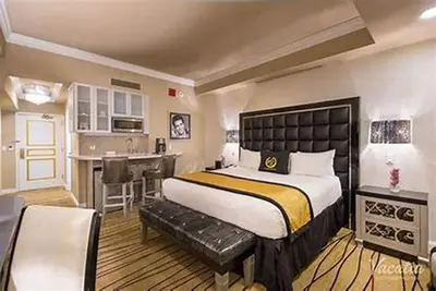 Image de Las Vegas Convention Center adjacent with great view 2bdrm lockout with WiF