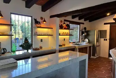 Image de Country house 5 minutes from downtown Patzcuaro with spectacular view of the lake.