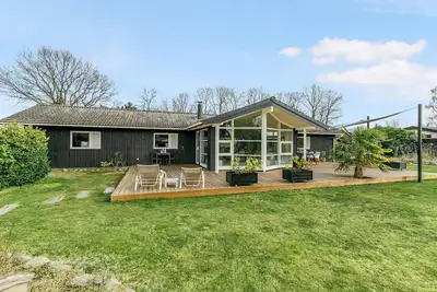 Image de Belle maison à Strøby avec WiFi