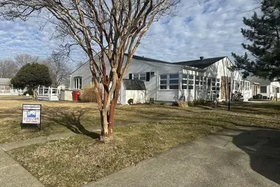 Image de Charming Pet Friendly Quad - Village Green