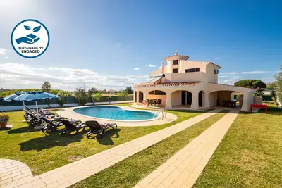 Image de Wonderful Villa w/ Heatable Pool, Wi-Fi, A/C & Bbq