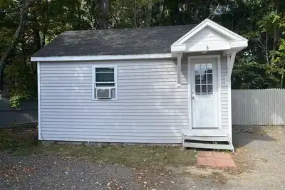 Image de Family-Friendly Cottage w/ Pool & Parking
