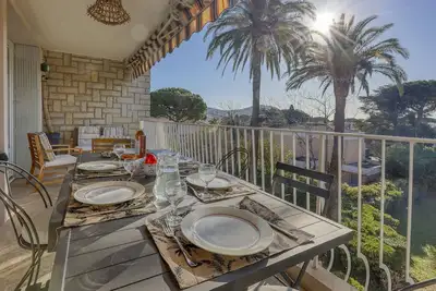 Image de Les Palmiers by Interhome
