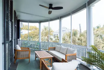 Image de Charming 3-Bedroom, 2-Bathroom Retreat in the Heart of Historic Charleston