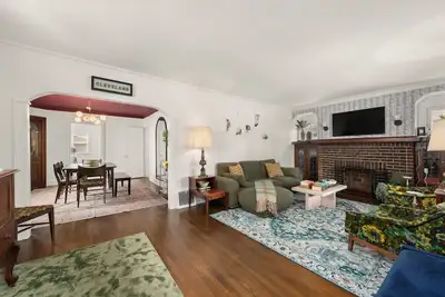 Image de Beautifully Designed, Hot Tub, Game Room, N64, Sleeps 10