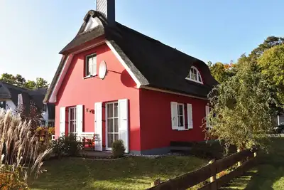 Image de Vacation home \"Boddenkieker\" - detached vacation home approx. 90 m² for 2-4 persons