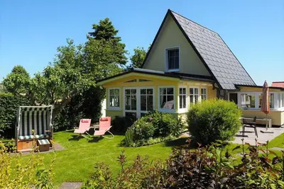 Image de \"Peter's Ferienhaus\" Detached, approx. 83 m² for 2-4 persons with large garden