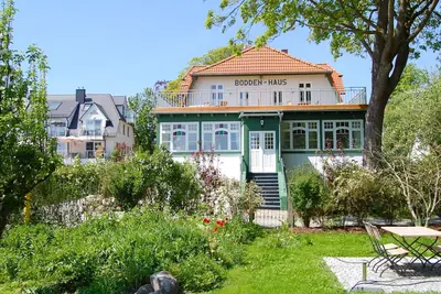 Image de Vacation apartment \"Boddenhaus Apartment 3\" - 1st floor approx. 98 m² for 2-4 persons