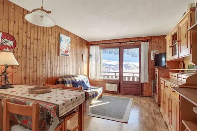 Image de Studio cosy à La Clusaz avec balcon et garage, animaux admis