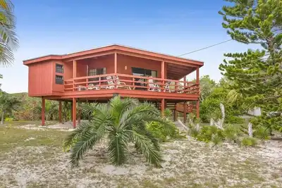 Charming 2-bedroom house in fabulous Tar Bay