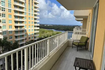 Image de Amazing 2-bedroom condo in Beautiful Boynton Beach with Ac, fitness room, WiFi