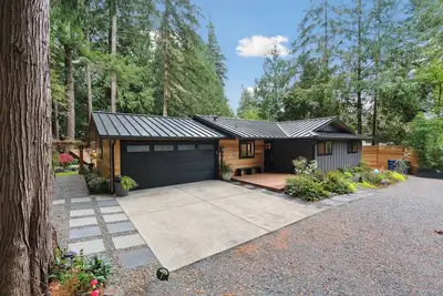 Image de Pnw Summer Haven - Close to Light Rail, Downtown, & Mtns