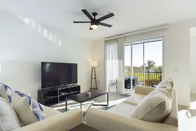 Image de 2-bedroom, 2-bath Lux condo with Golf, Spa, Pool, Hot tub + more
