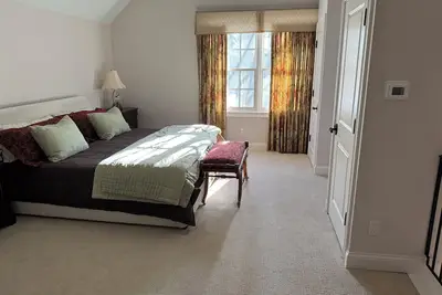 Image de Charming 3-bedroom 3500sf guest house in Williams Bay with private pier and buoy