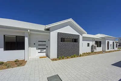 Image de 5 O’Clock Somewhere - Busselton Holiday Home