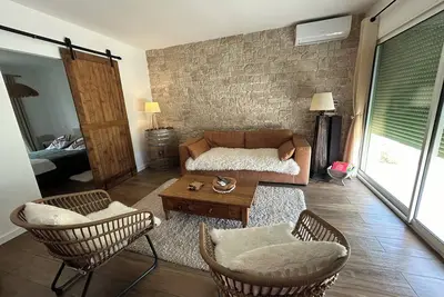 Image de Jolie villa avec piscine vue sur l île de Capraia et à 2 mn à pied de la plage