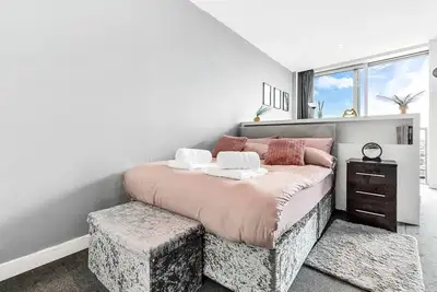 Image de Heart of City, Centre Point Luxury Apartment