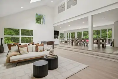 Image de Spacious 6-bedroom house in lovely Amagansett North/East Hampton with w/pool