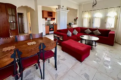 Image de 02 Br apartment with a roof top and big swimming pool