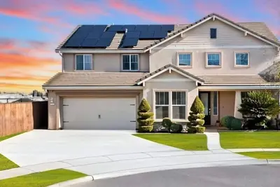 Image de *New 4bd Oakdale Retreat, Pool, Ac, Sleeps 14, Newly Remodeled