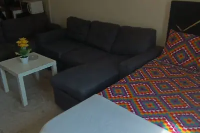 Image de Cozy studio with Ac, microwave in Dubai Deira naif