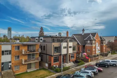 Image de *The Big Spacious Getaway*| Sleeps 16+ Comfortably| 4 King Beds| Near Downtown|