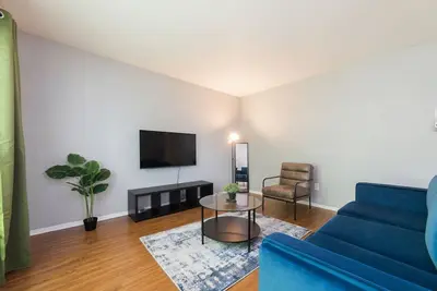 Image de Cozy Fall Apartment | Near Tcu & Cowboys Stadium
