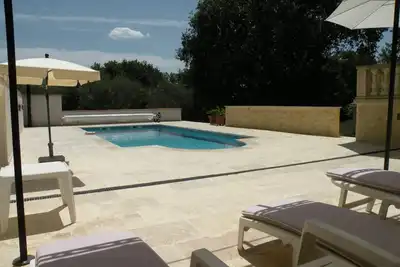 Image de Mazet avec piscine à 6kms d'Uzes
