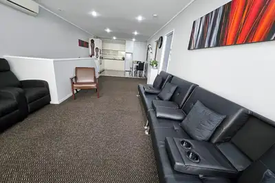 Image de 2 Double bed Apartment Manukau