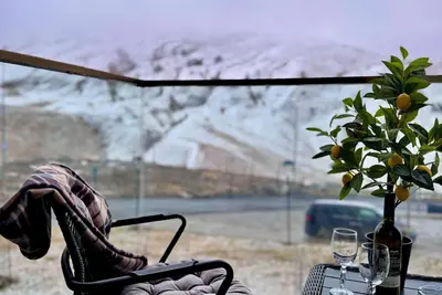 Image de With a wonderful mountain view. New Gudauri, 50 meters from the ski slope.