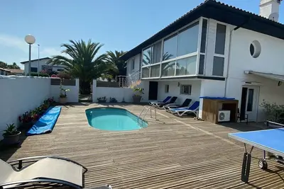 Image de Maison 12 pax Anglet piscine 7 min mer Biarritz