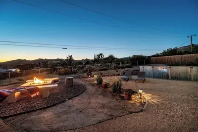 Image de Golden Desert Sands | Hot Tub & Views