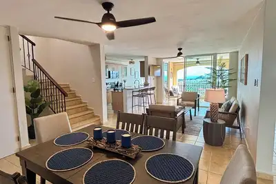 Image de 🔥20% off End-of-Summer Sale🔥Oceanfront Penthouse, Private Rooftop Aug16-Sept10