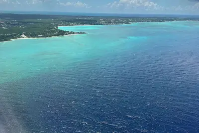 Image de Bliss Villa! Lux Living in Palm Cay, 10/10. Steps From Beach. Sleeps 8.